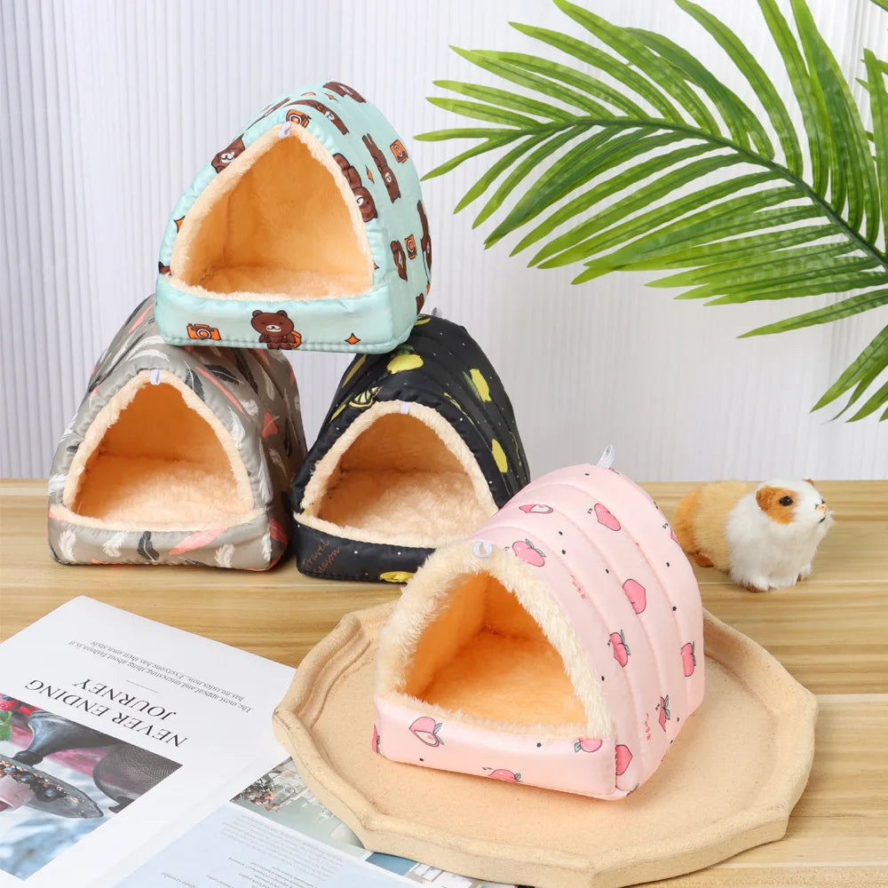 Cartoon Small Animal Bed – Soft Winter Nest for Hamsters, Guinea Pigs, Rabbits, and Squirrels