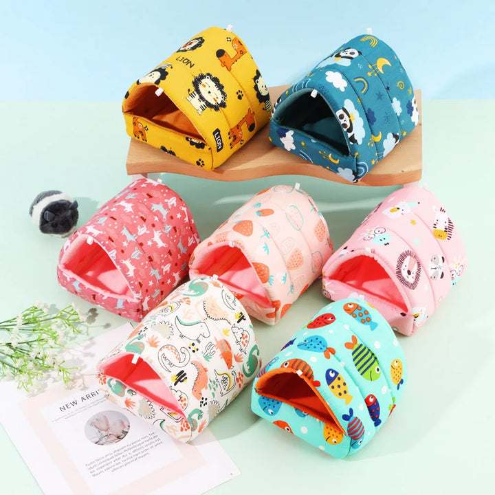 Cartoon Small Animal Bed – Soft Winter Nest for Hamsters, Guinea Pigs, Rabbits, and Squirrels