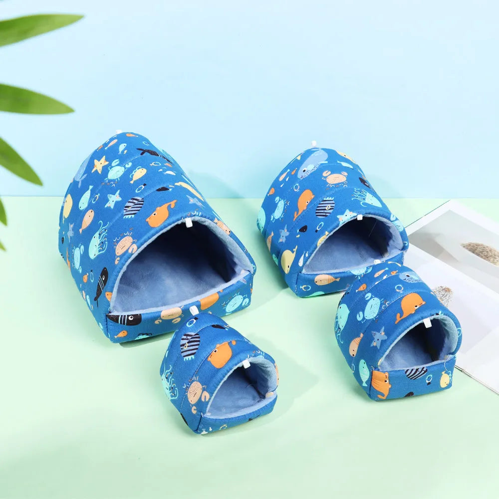 Cartoon Small Animal Bed – Soft Winter Nest for Hamsters, Guinea Pigs, Rabbits, and Squirrels