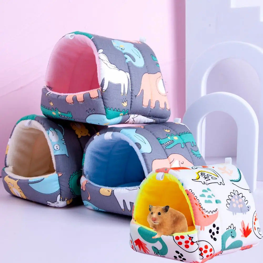 Cartoon Small Animal Bed – Soft Winter Nest for Hamsters, Guinea Pigs, Rabbits, and Squirrels