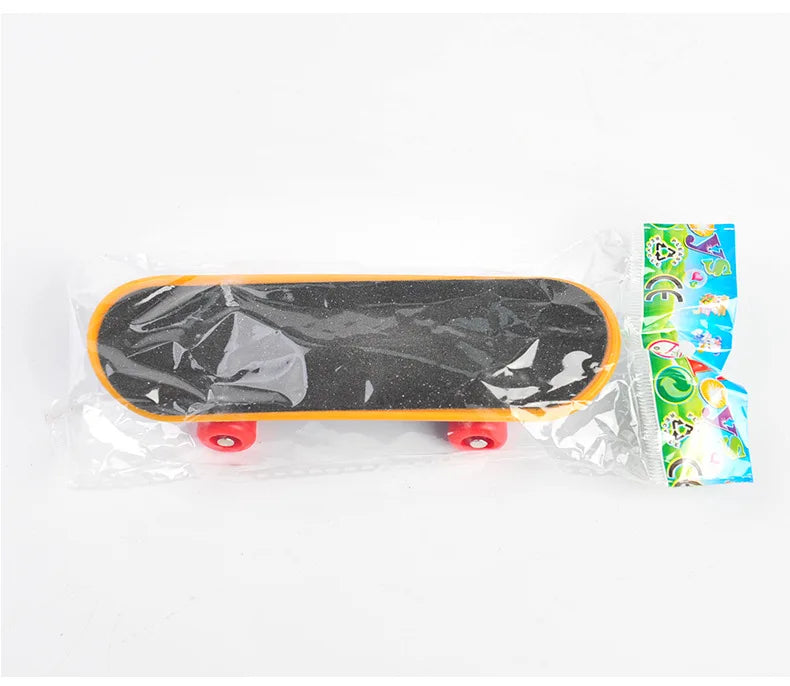 1 PC Parrot Training Skateboard – Bird Skates Perch for Lovebirds, Canaries & Calopsita
