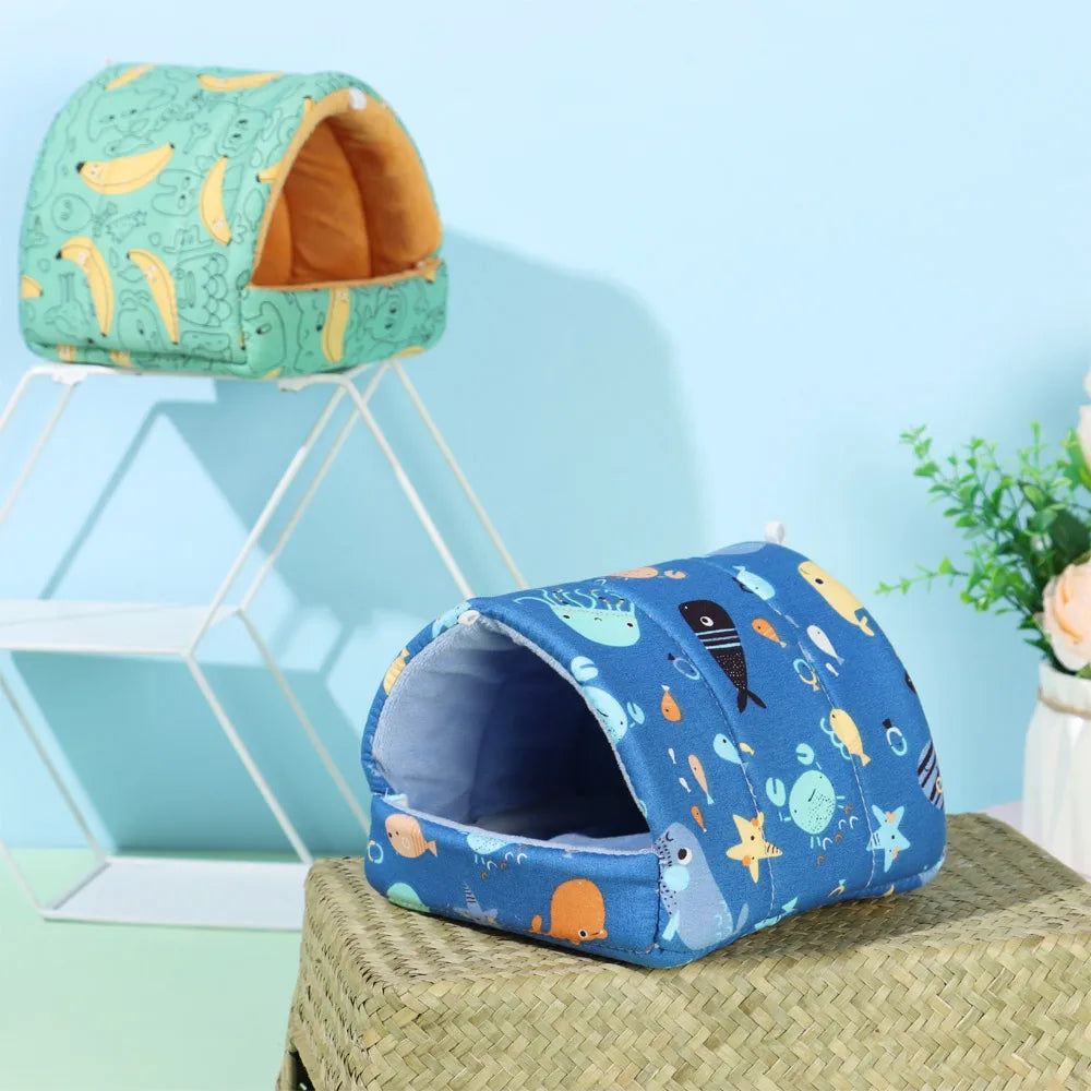 Cartoon Small Animal Bed – Soft Winter Nest for Hamsters, Guinea Pigs, Rabbits, and Squirrels
