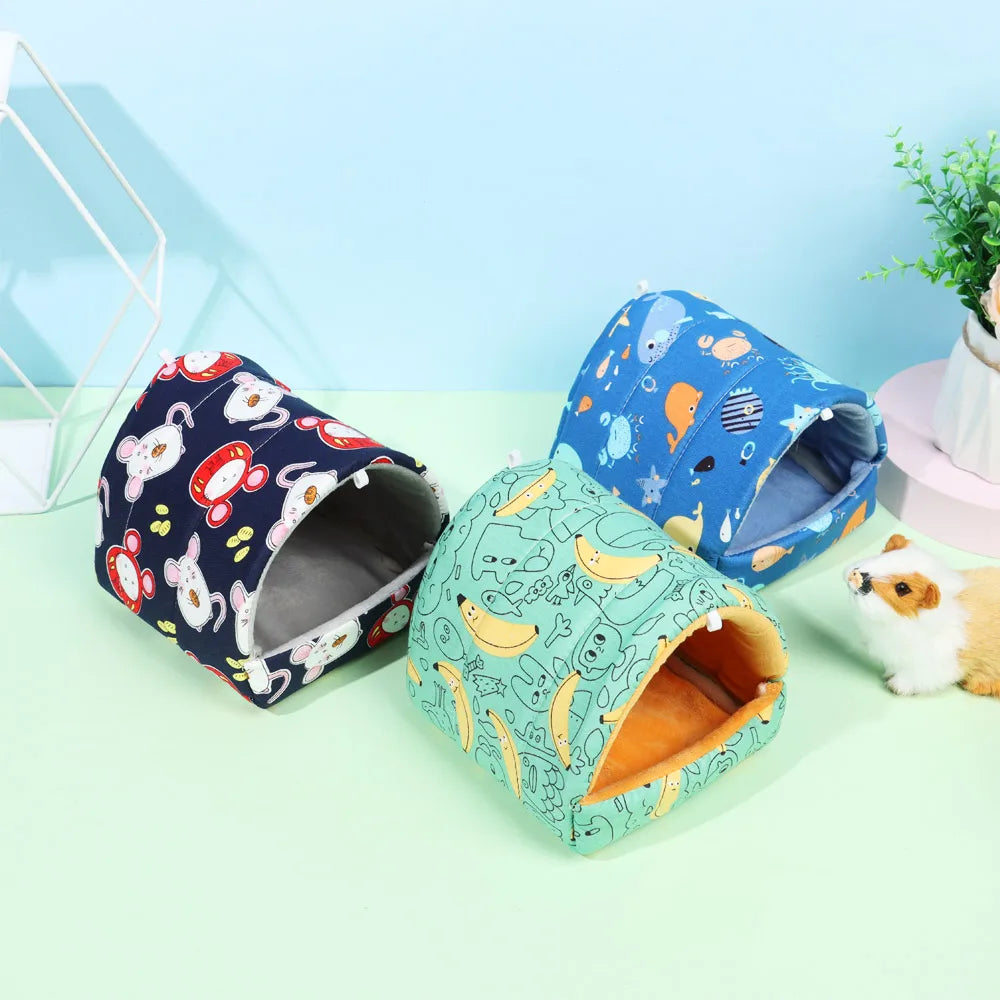Cartoon Small Animal Bed – Soft Winter Nest for Hamsters, Guinea Pigs, Rabbits, and Squirrels