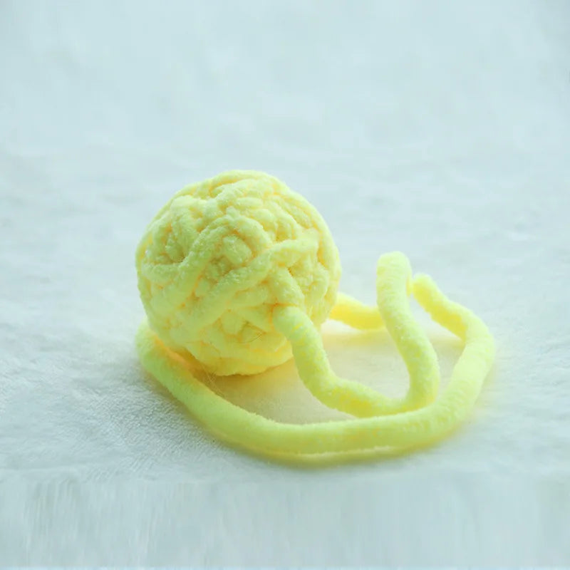 MADDEN Cat Yarn Balls – Colorful Bell Toys for Kittens & Interactive Play