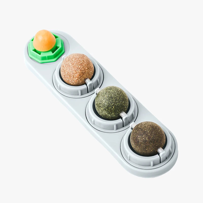 Catnip Silvervine Balls – Edible Wall Chew Toys for Dental & Energy Boost