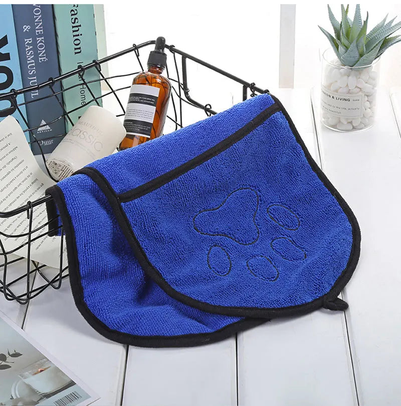 🛁 Ultra-Absorbent Pet Bath Towel – Soft Microfiber Robe for Dogs & Cats