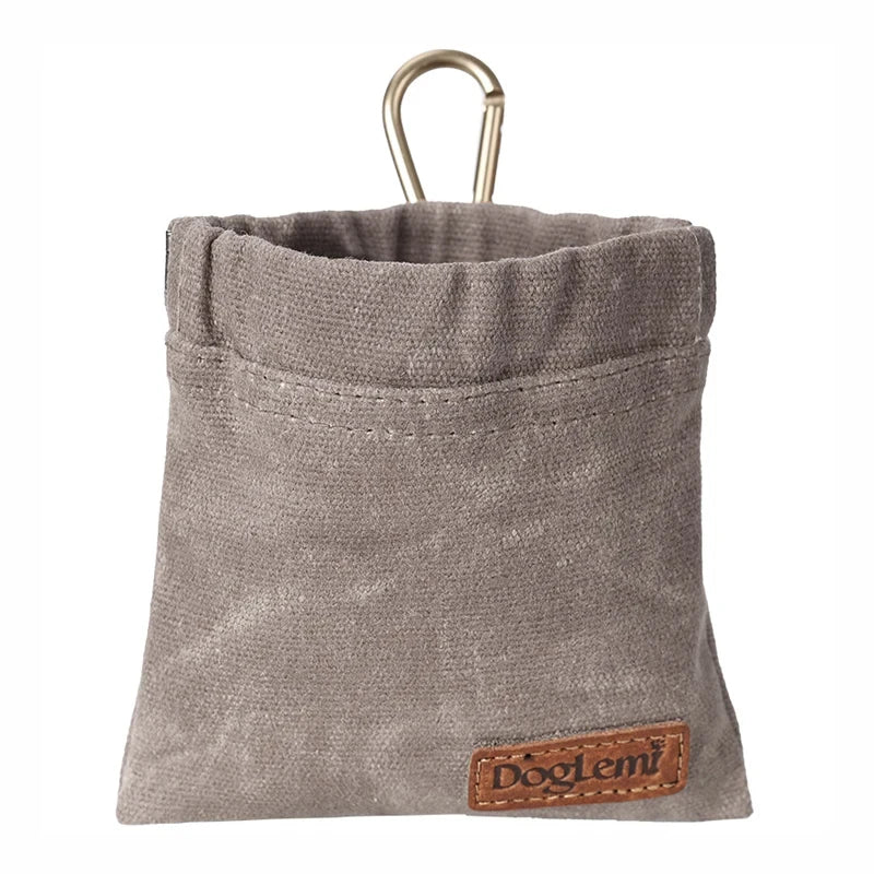 Dog Training Treat Pouch – Portable Outdoor Snack Bag for Pets with Oil-Resistant Interior