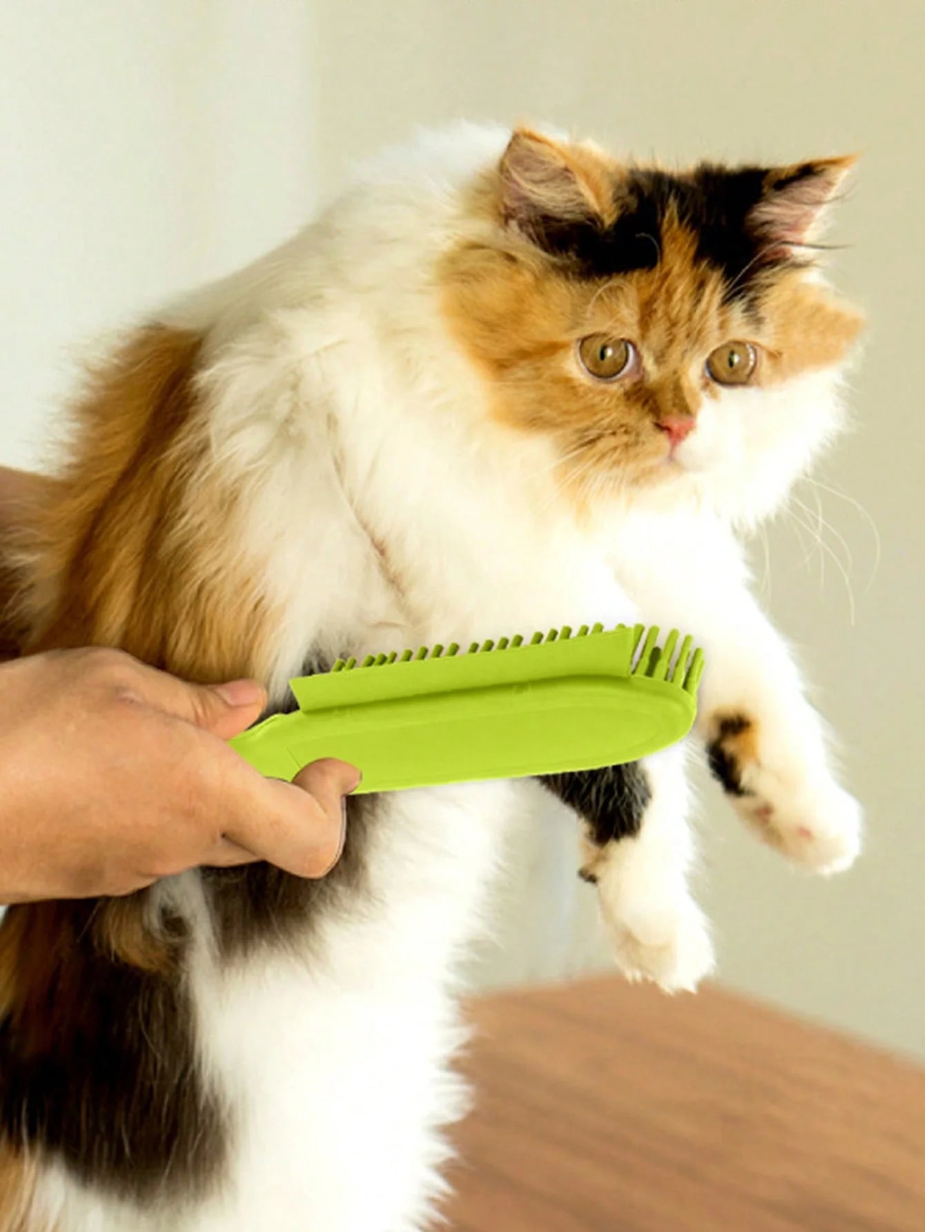 Pet Hair Removal & Bath Massage Brush – Floating Hair Cleaning Brush for Dogs & Cats