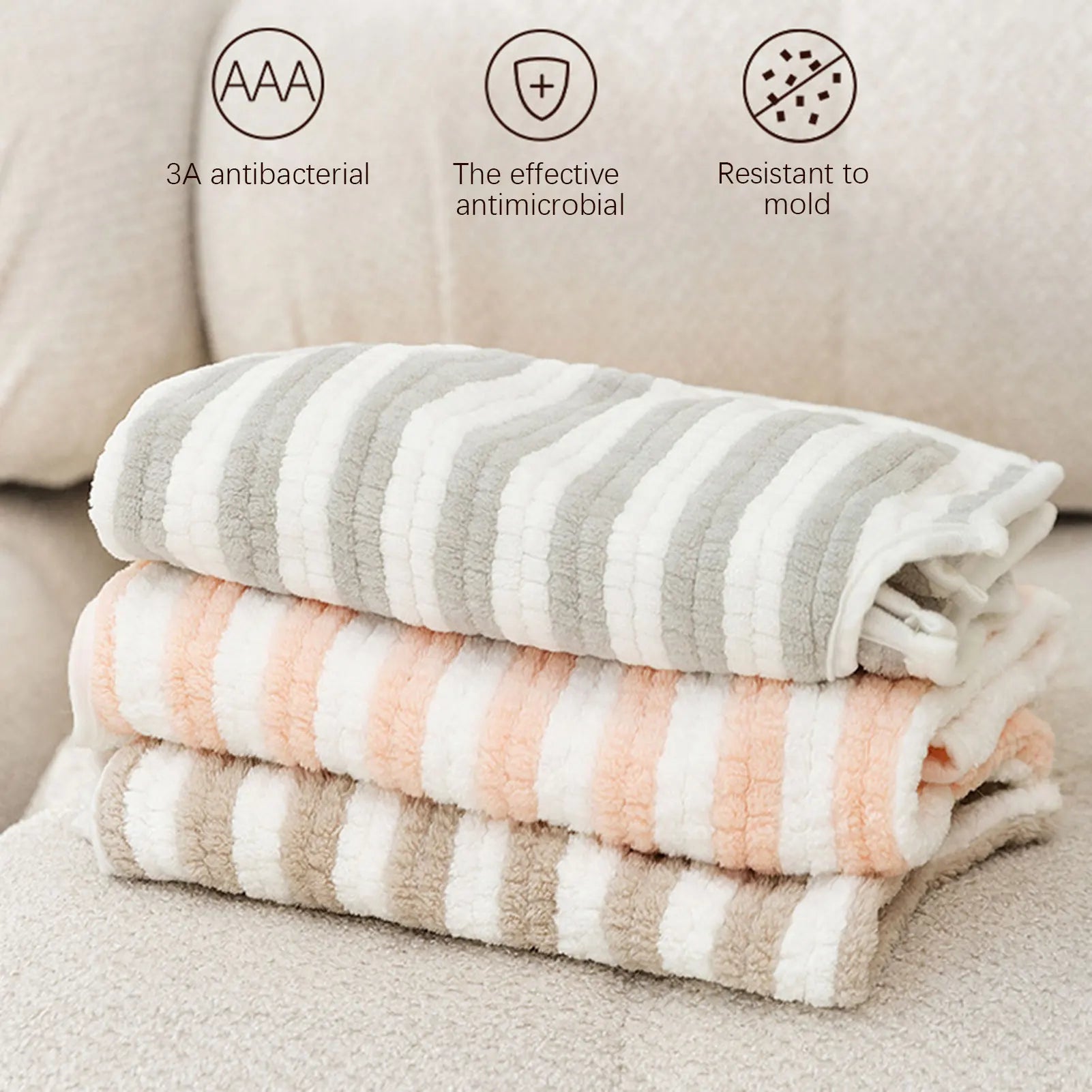 Ultra-Absorbent Dog Bath Towel – Quick-Drying Thick Pet Bathrobe