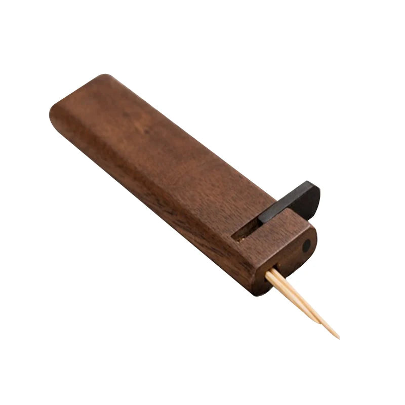 Natural Walnut Toothpick Holder – Portable Wooden Storage Case 🌿🪵