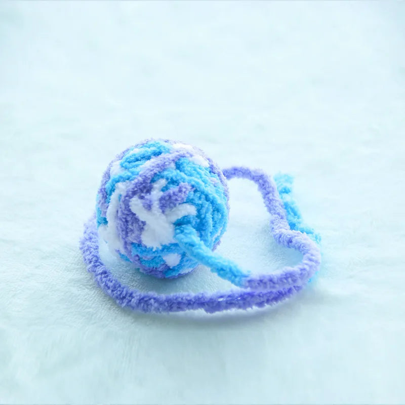 MADDEN Cat Yarn Balls – Colorful Bell Toys for Kittens & Interactive Play