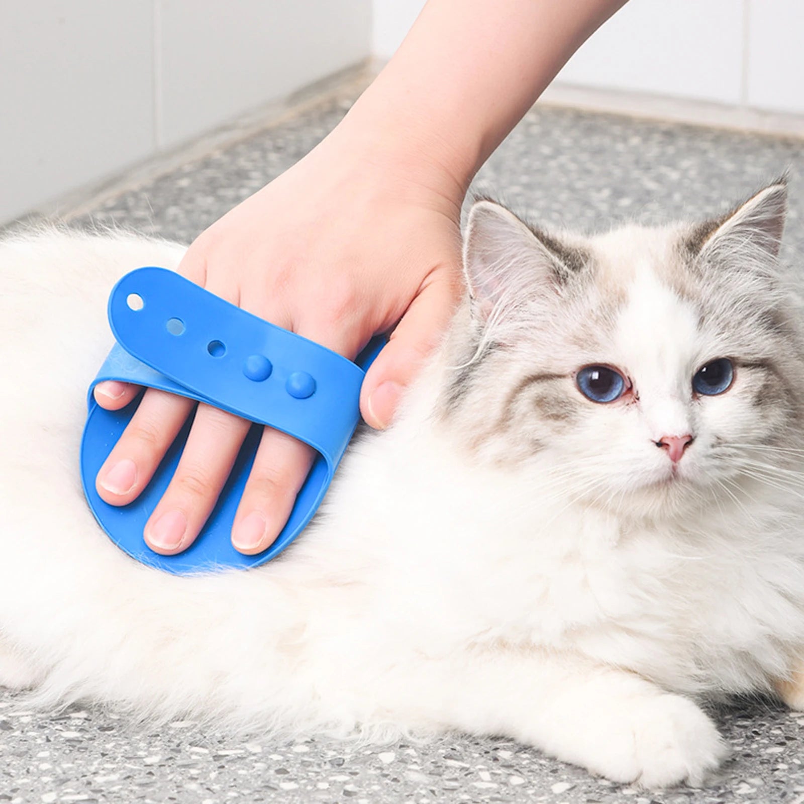Soft Rubber Pet Grooming Brush – Hair Removal & Massage Glove for Dogs and Cats