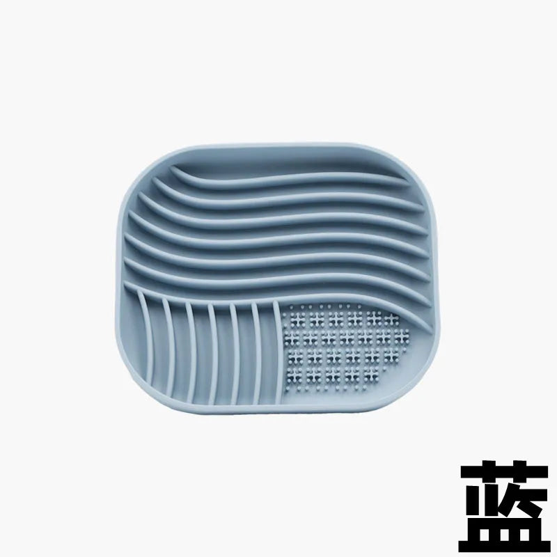 Anti-Choking Slow Feeder Bowl with Silicone Suction Cup – No-Spill Slow Food Cushion for Dogs & Cats