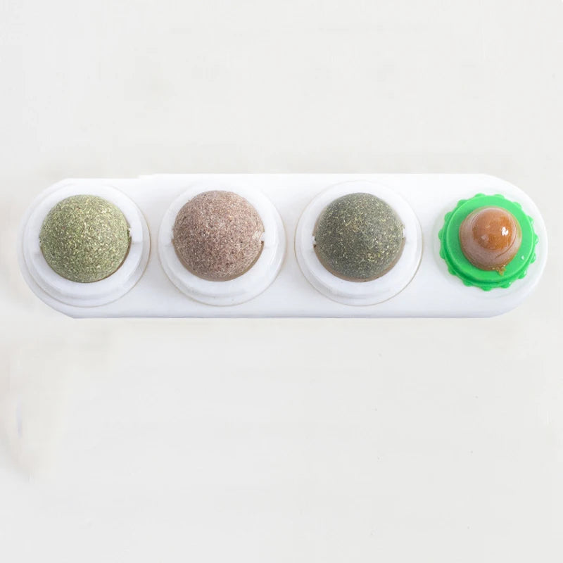 Catnip Silvervine Balls – Edible Wall Chew Toys for Dental & Energy Boost