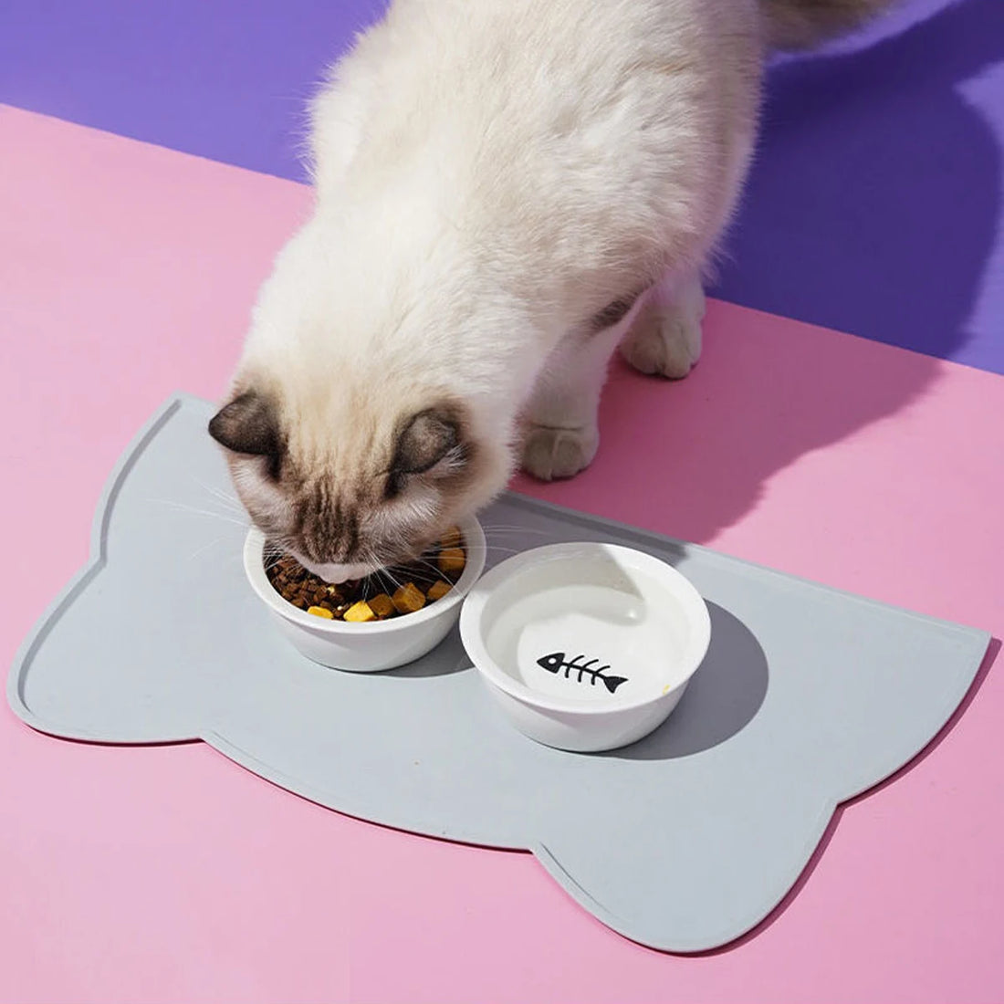 Waterproof Silicone Pet Feeding Mat – Non-Stick Food & Water Tray Placemat for Dogs & Cats