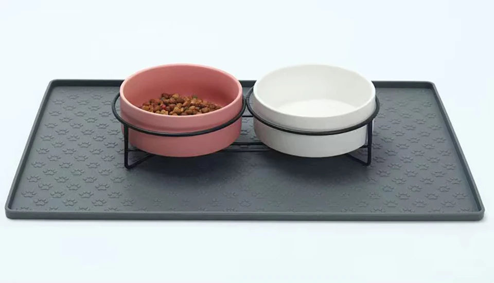 🐾 Silicone Waterproof Pet Feeding Mat – Non-Slip Food & Water Bowl Placemat for Cats & Dogs
