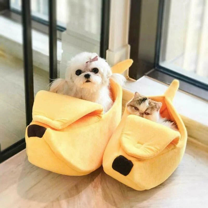 Funny Banana Cat Bed – Cozy, Cute, Warm & Portable Cat House and Dog Cushion