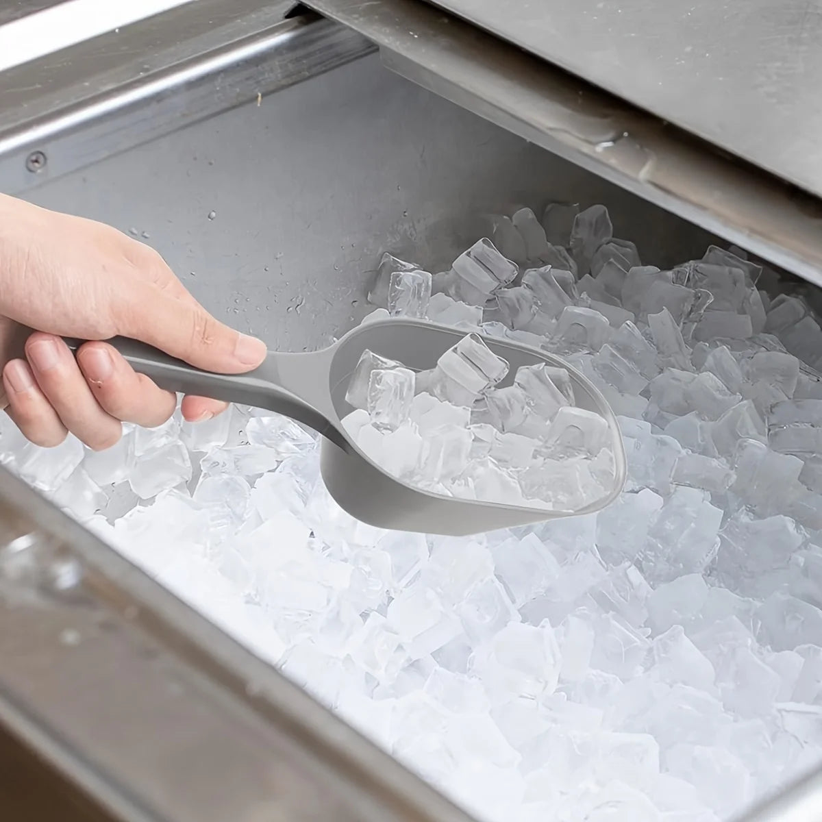 Pet Feeding Shovel Large Capacity Plastic Cat & Dog Food Scoop – Multifunctional Deep Pet Food Spoon