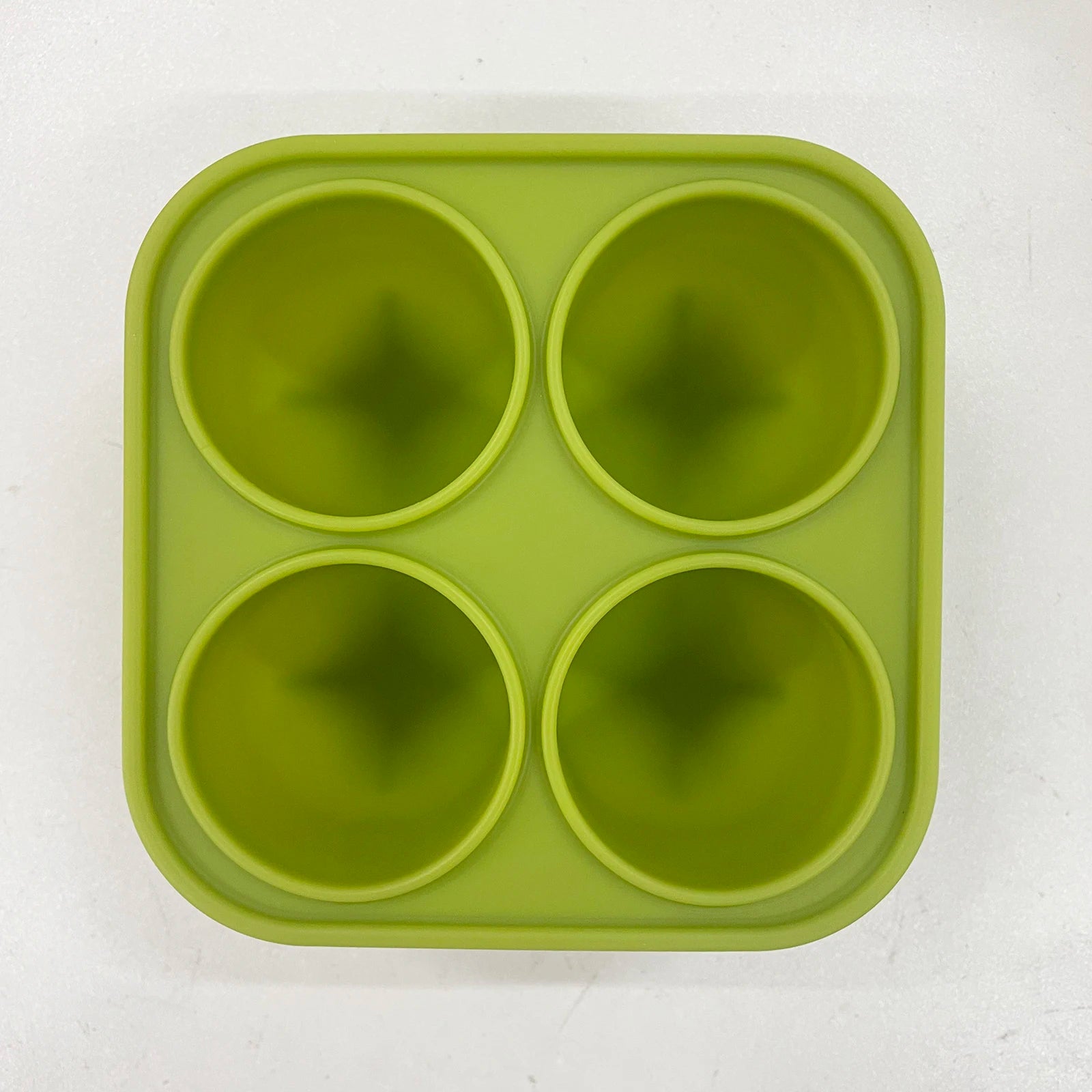 Dog Chew Toys with Treat Tray – Freezeable Fillable Treat Toy & Silicone Molds for Cooling, Anxiety Relief & Long-Lasting Play