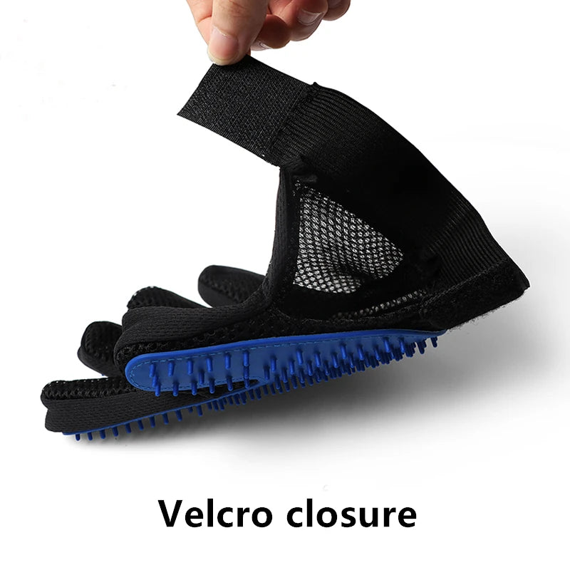 Pet Grooming Glove – Deshedding & Bath Brush Glove for Cats and Dogs