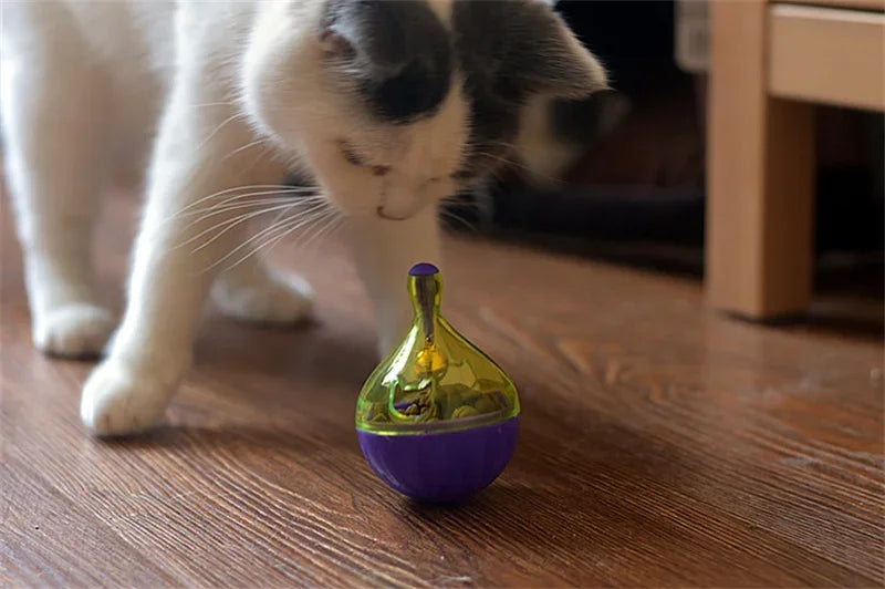 🐭 Interactive Mouse-Shaped Cat Treat Ball – Food Dispensing Tumbler Feeder