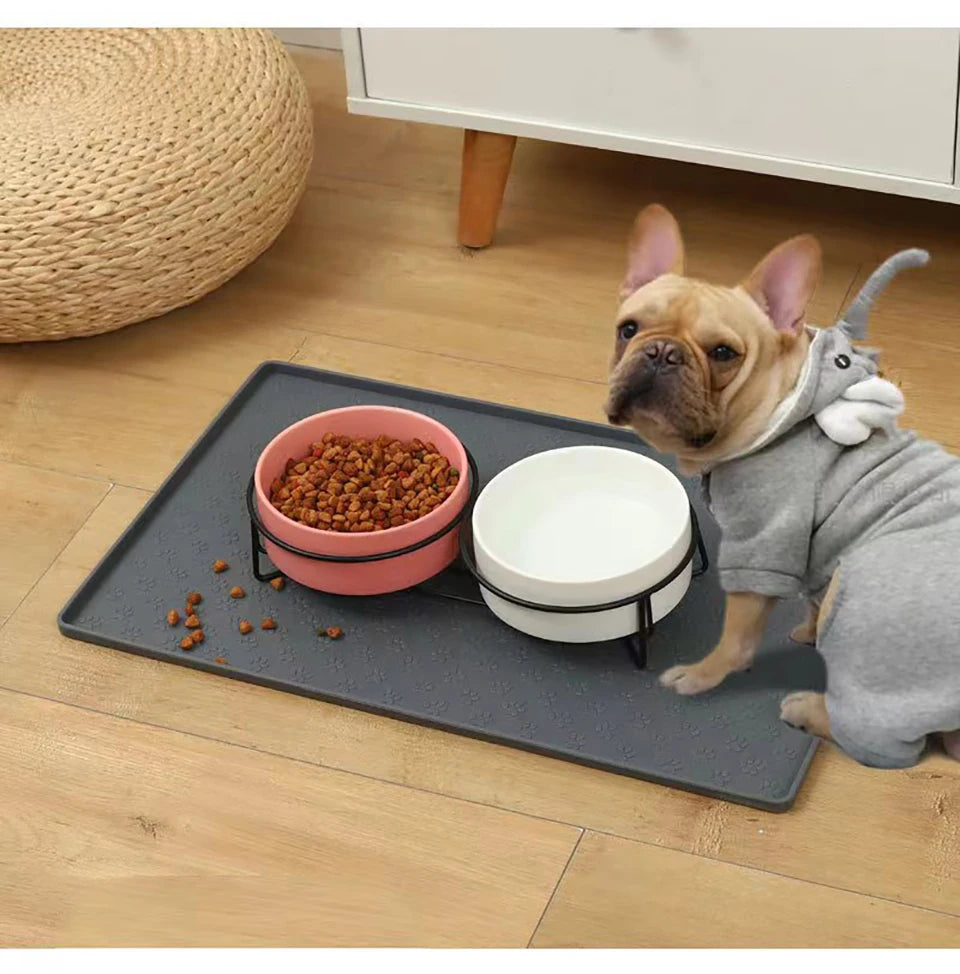 🐾 Silicone Waterproof Pet Feeding Mat – Non-Slip Food & Water Bowl Placemat for Cats & Dogs
