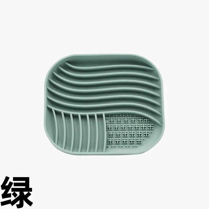 Anti-Choking Slow Feeder Bowl with Silicone Suction Cup – No-Spill Slow Food Cushion for Dogs & Cats