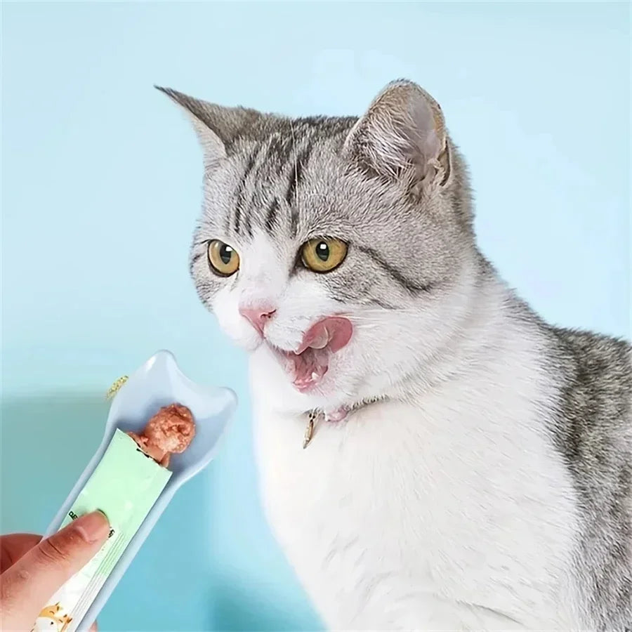 🐾 Cat Strip Squeeze Spoon Feeder – Perfect for Lickable Wet Treats!