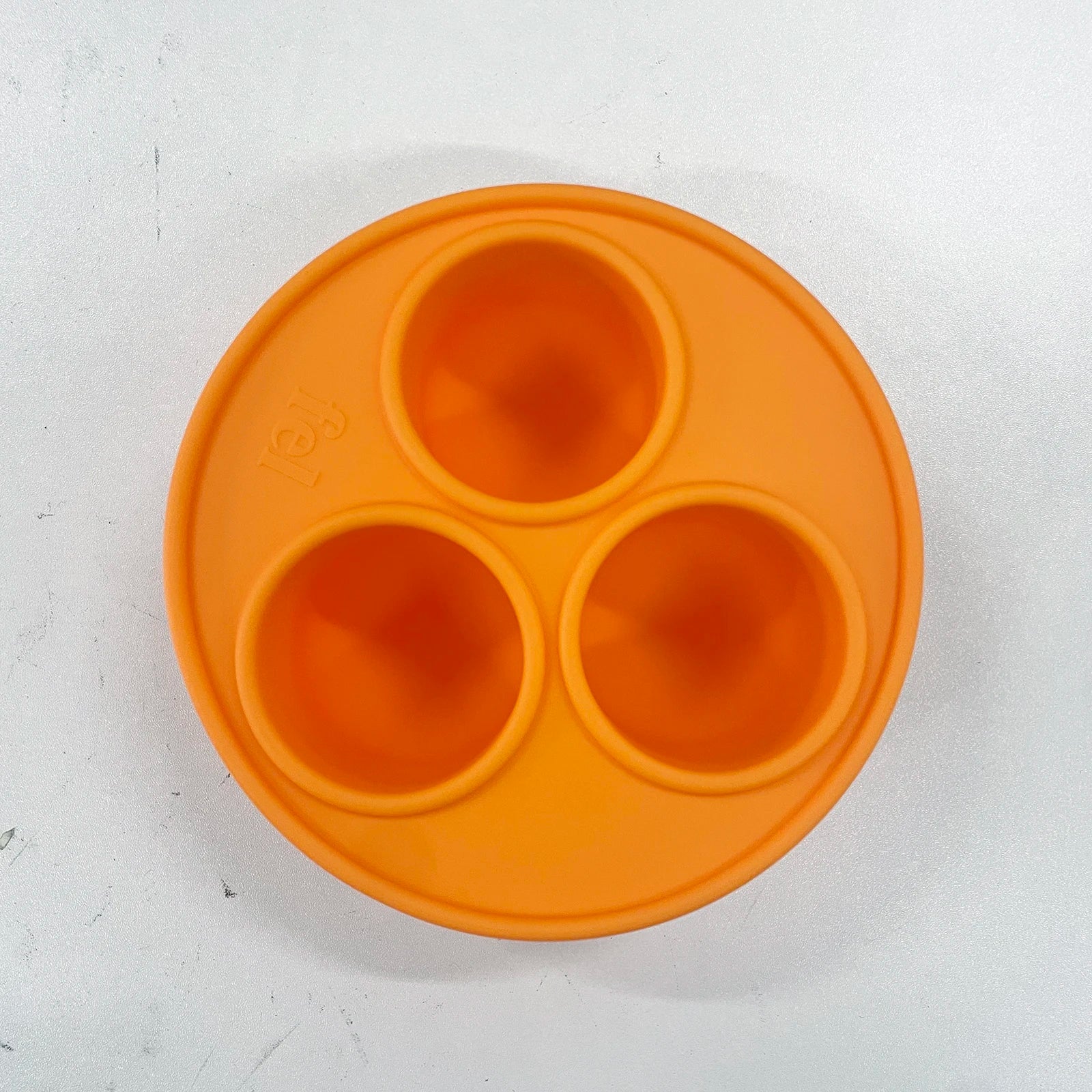 Dog Chew Toys with Treat Tray – Freezeable Fillable Treat Toy & Silicone Molds for Cooling, Anxiety Relief & Long-Lasting Play