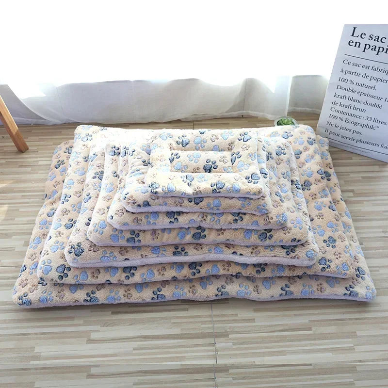 Flannel Pet Mat – Thick Sleeping Blanket Bed for Dogs & Cats, Soft Pet Rug for Small to Large Pets