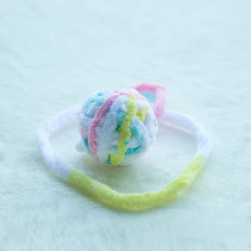 MADDEN Cat Yarn Balls – Colorful Bell Toys for Kittens & Interactive Play