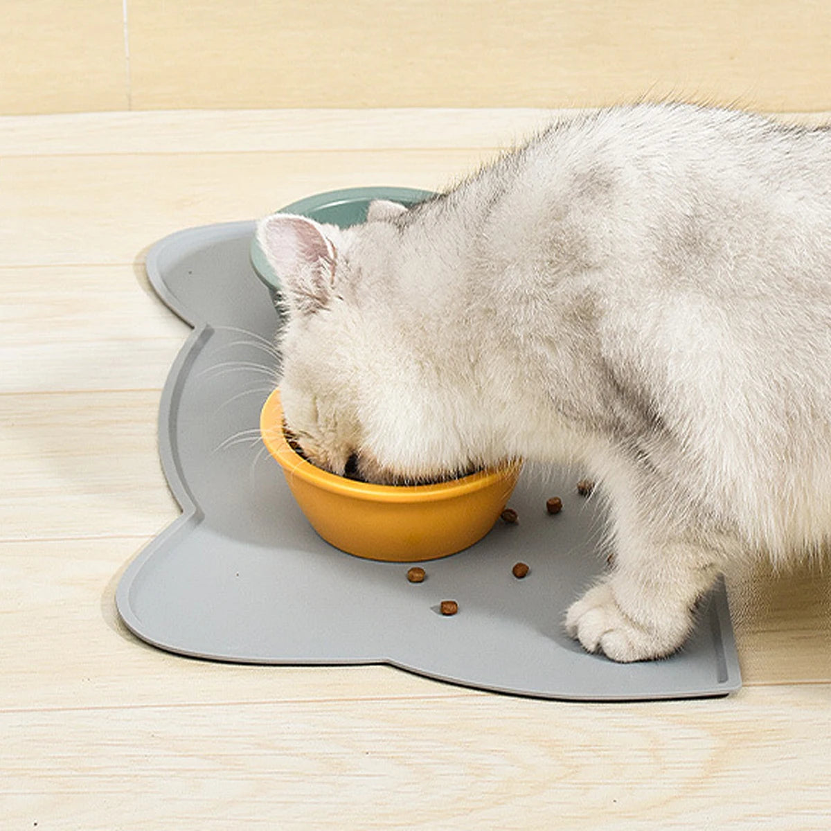 Waterproof Silicone Pet Feeding Mat – Non-Stick Food & Water Tray Placemat for Dogs & Cats