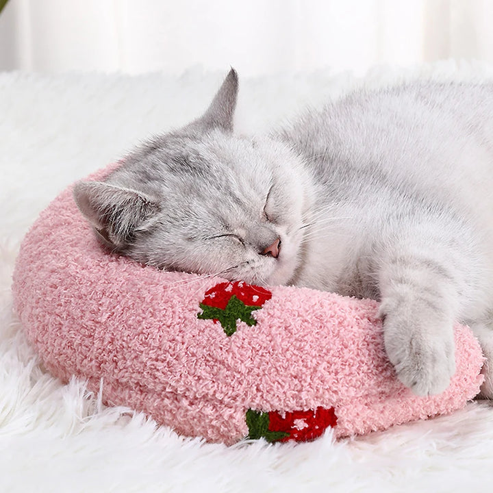 Little U-Shaped Pillow for Cats & Small Dogs – Fashion Neck Protector & Deep Sleep Headrest
