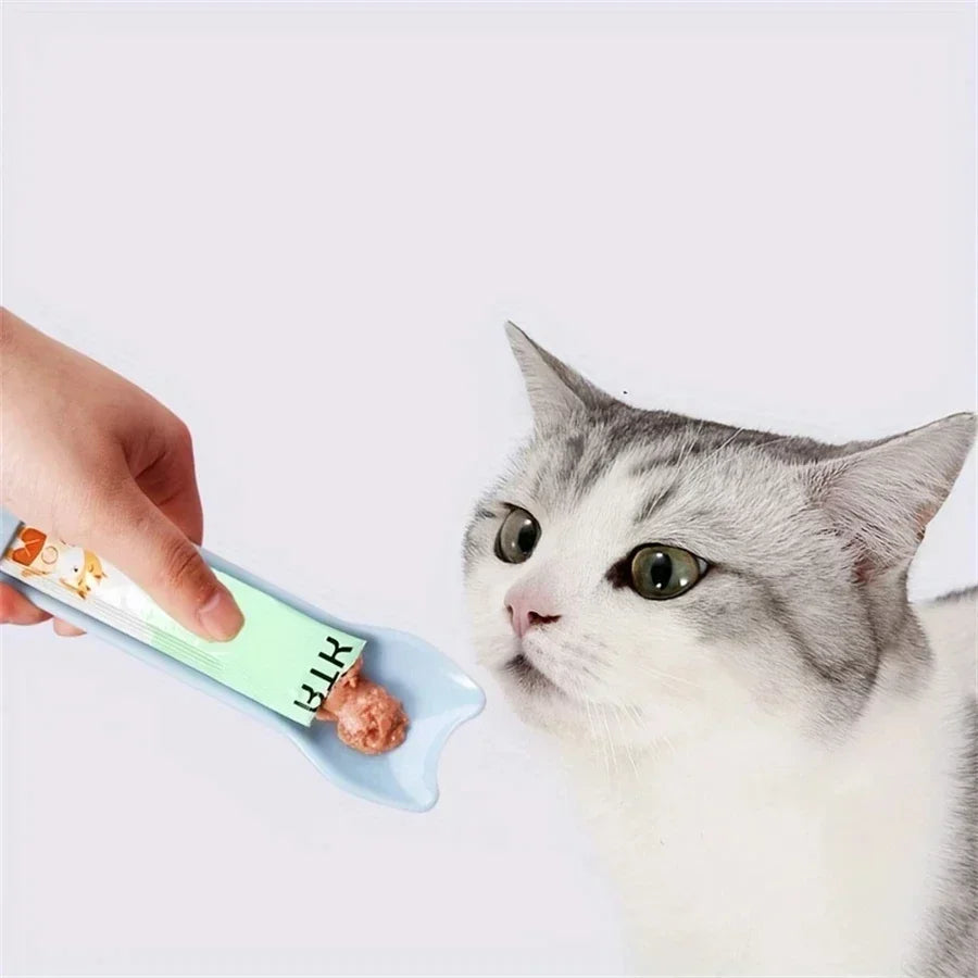 🐾 Cat Strip Squeeze Spoon Feeder – Perfect for Lickable Wet Treats!
