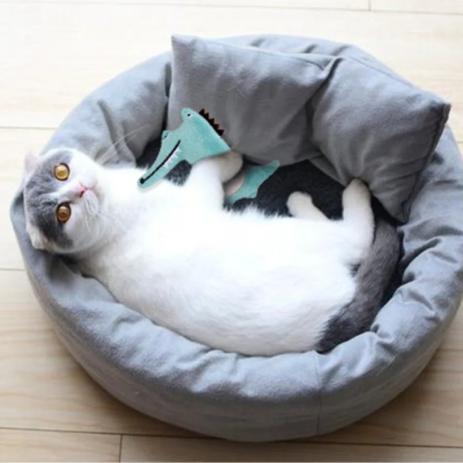 Cartoon Plush Cat Molar Bite Toy – Interactive Chew Toy for Cats