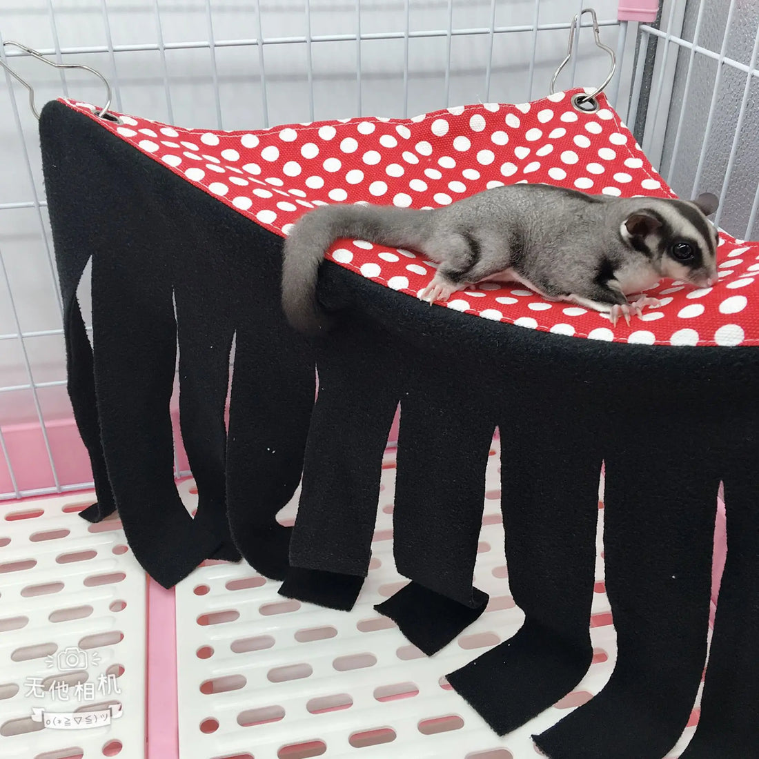 Tassel Strip Hanging Pet Tent Hideout – Hammock Curtain Nest for Guinea Pig, Hamster, Hedgehog & Small Pets