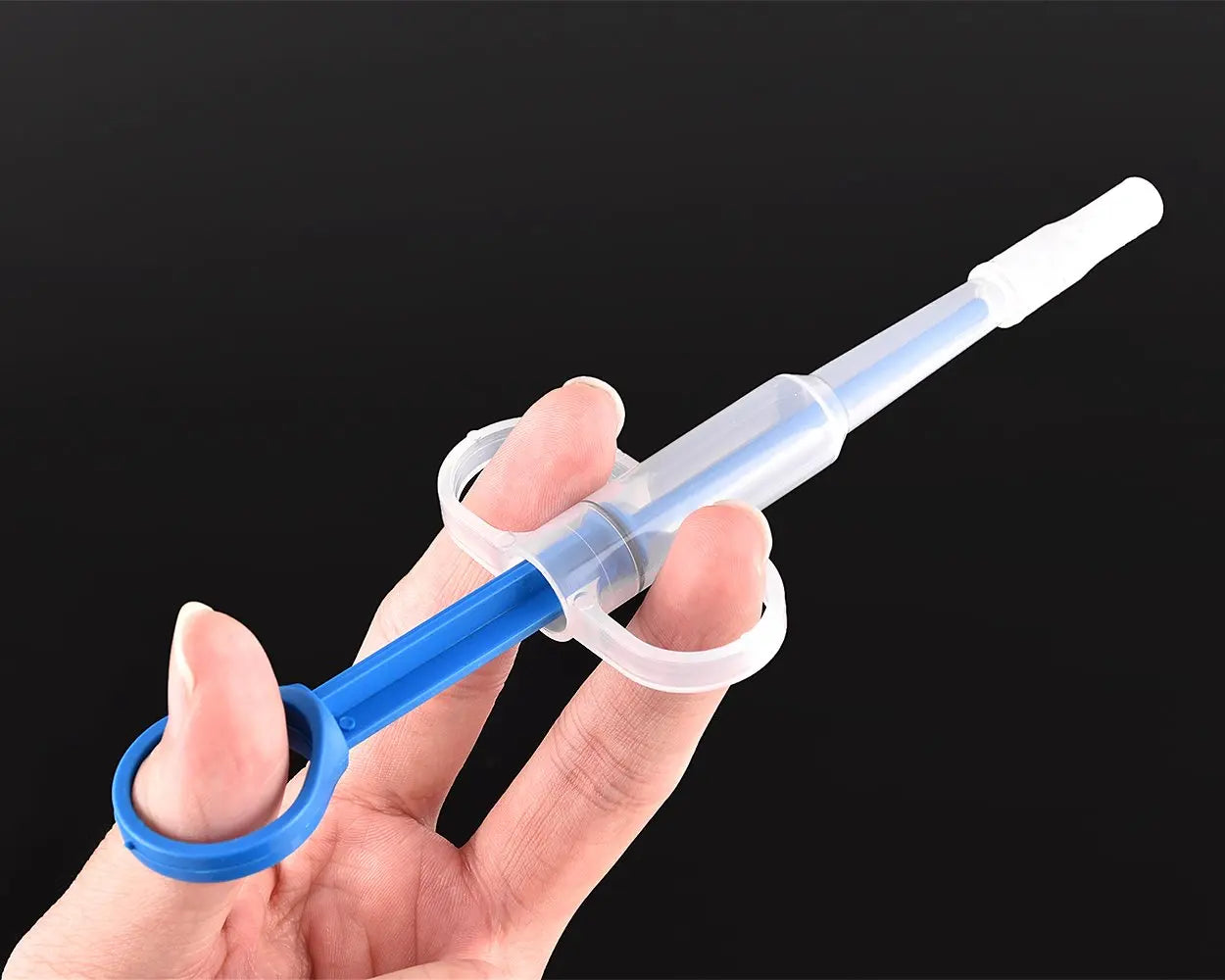 Silicone Pet Medicine Feeder – Tablet & Liquid Dispenser for Dogs & Cats