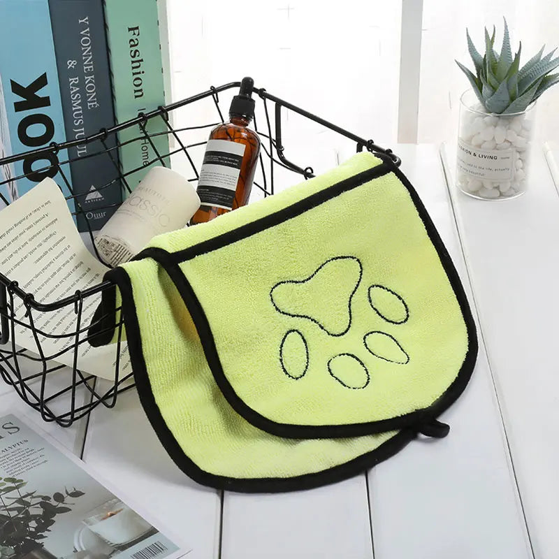 🛁 Ultra-Absorbent Pet Bath Towel – Soft Microfiber Robe for Dogs & Cats