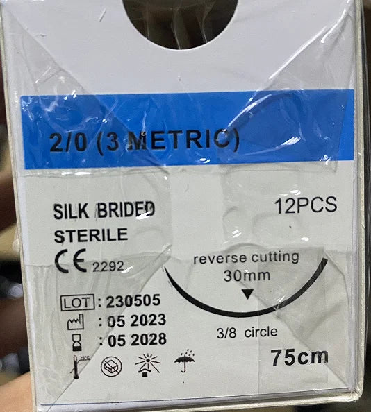 12pcs Absorbable Suture Thread with Needle – Veterinary PGA 75CM for Pet Surgery & Training (2/0 3/0 4/0 5/0)