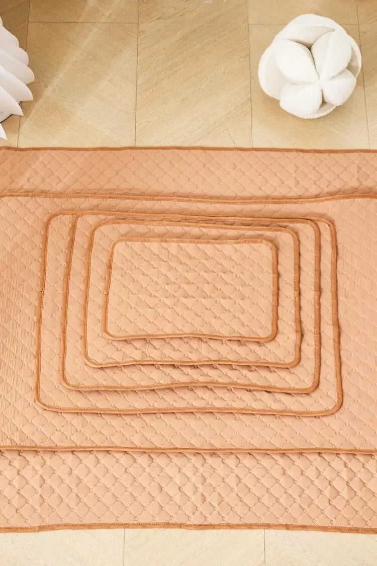 Waterproof Ice Silk Cooling Pet Pad – Breathable Chill Mat for Dogs & Cats in Hot Weather
