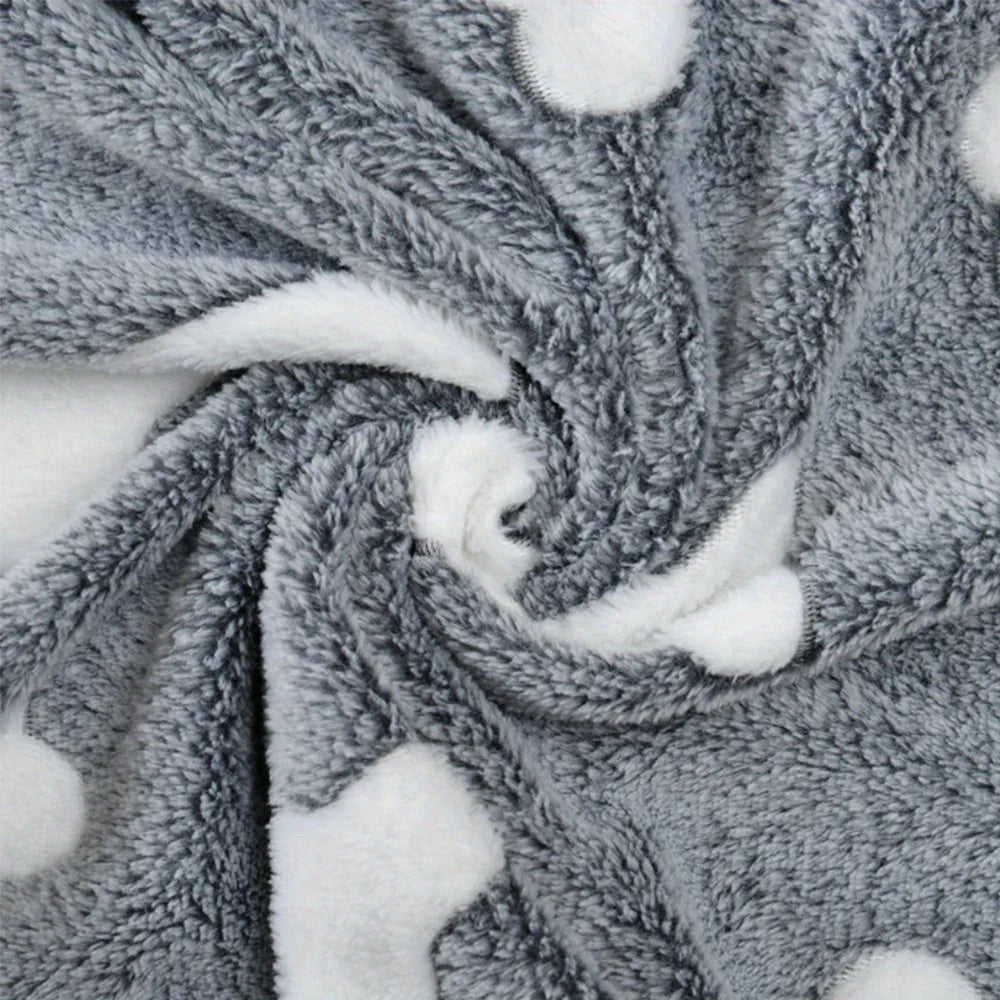 Soft Fluffy Bone Print Pet Blanket – Warm & Comfortable Throw for Cats and Dogs