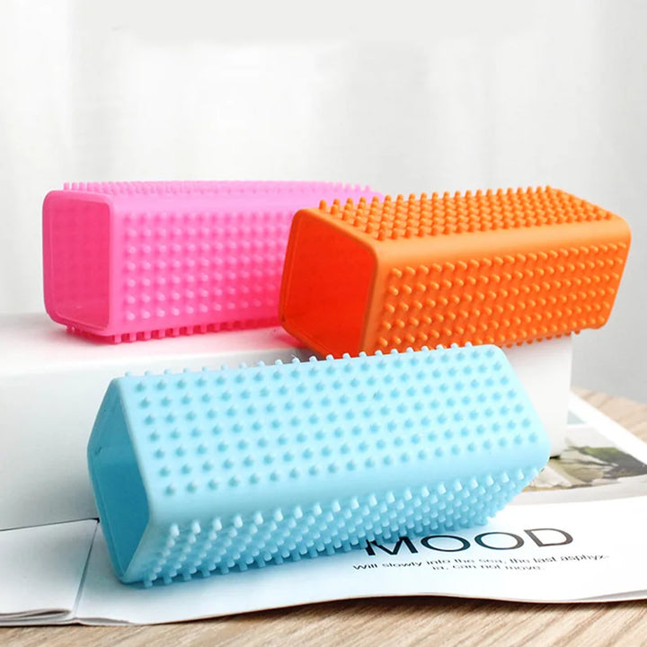 Silicone Rubber Pet Hair Remover Brush – Hollow Design for Dogs & Cats – Reusable Cleaner for Furniture, Cars, Carpet & Clothes