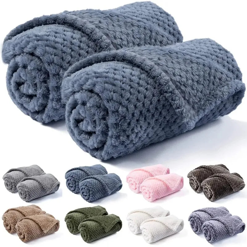 Soft Fuzzy Pet Blanket – Warm Fleece Throw for Dogs & Cats, Plush Bed/Couch Cover for All Sizes