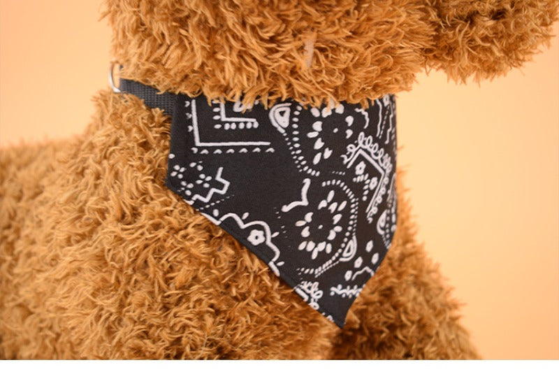 Adjustable Pet Triangle Scarf – Printed Dog & Cat Saliva Towel Neckerchief for Puppies & Kittens