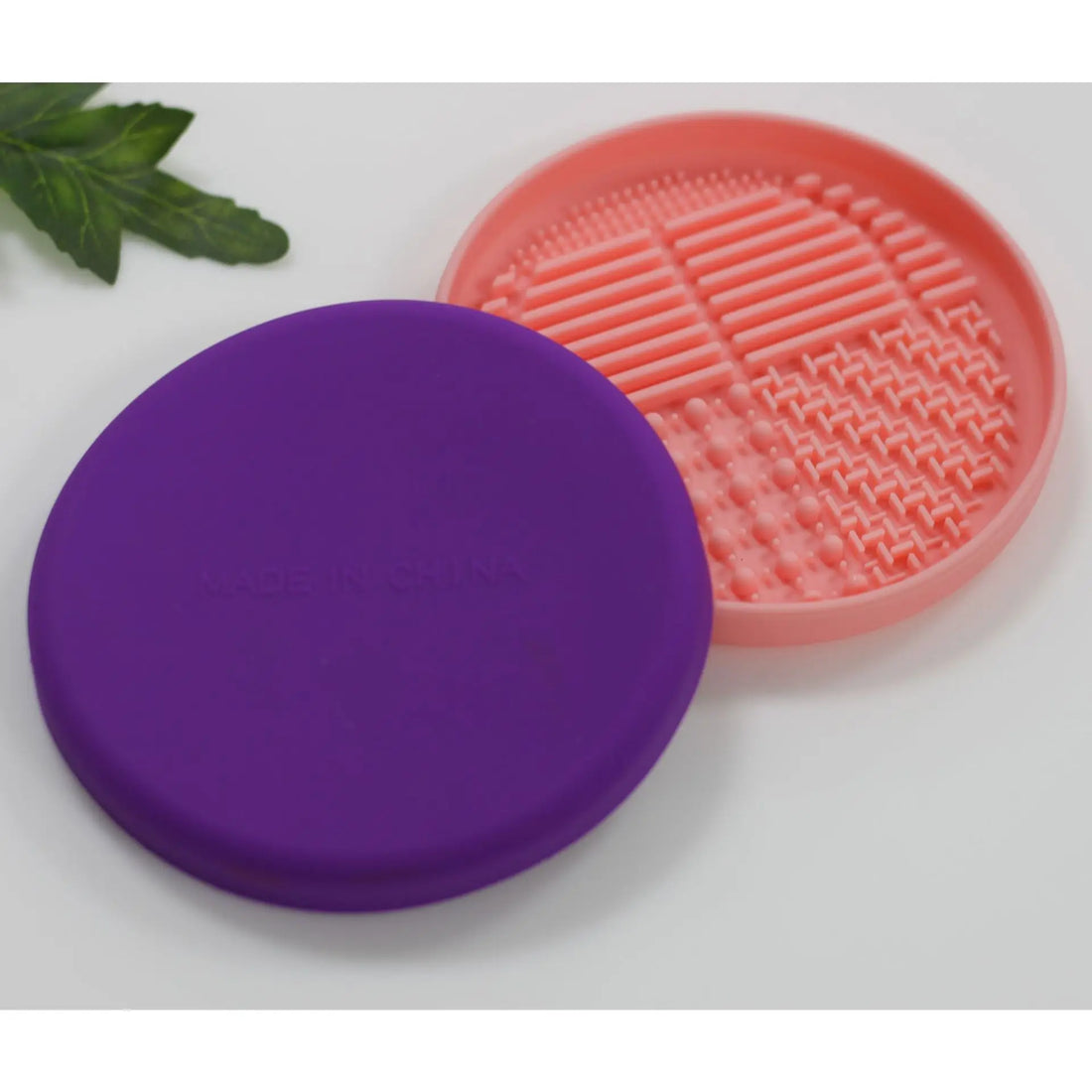 Slow Feeder Pet Bowl – Anti-Slip & Anti-Choking for Cats & Puppies 🐾🍽️