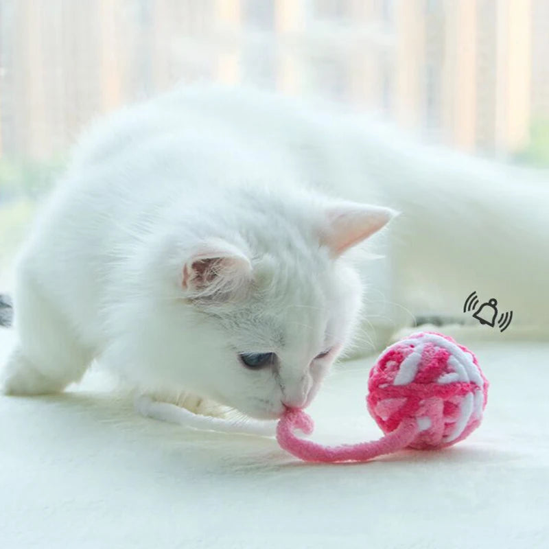 MADDEN Cat Yarn Balls – Colorful Bell Toys for Kittens & Interactive Play