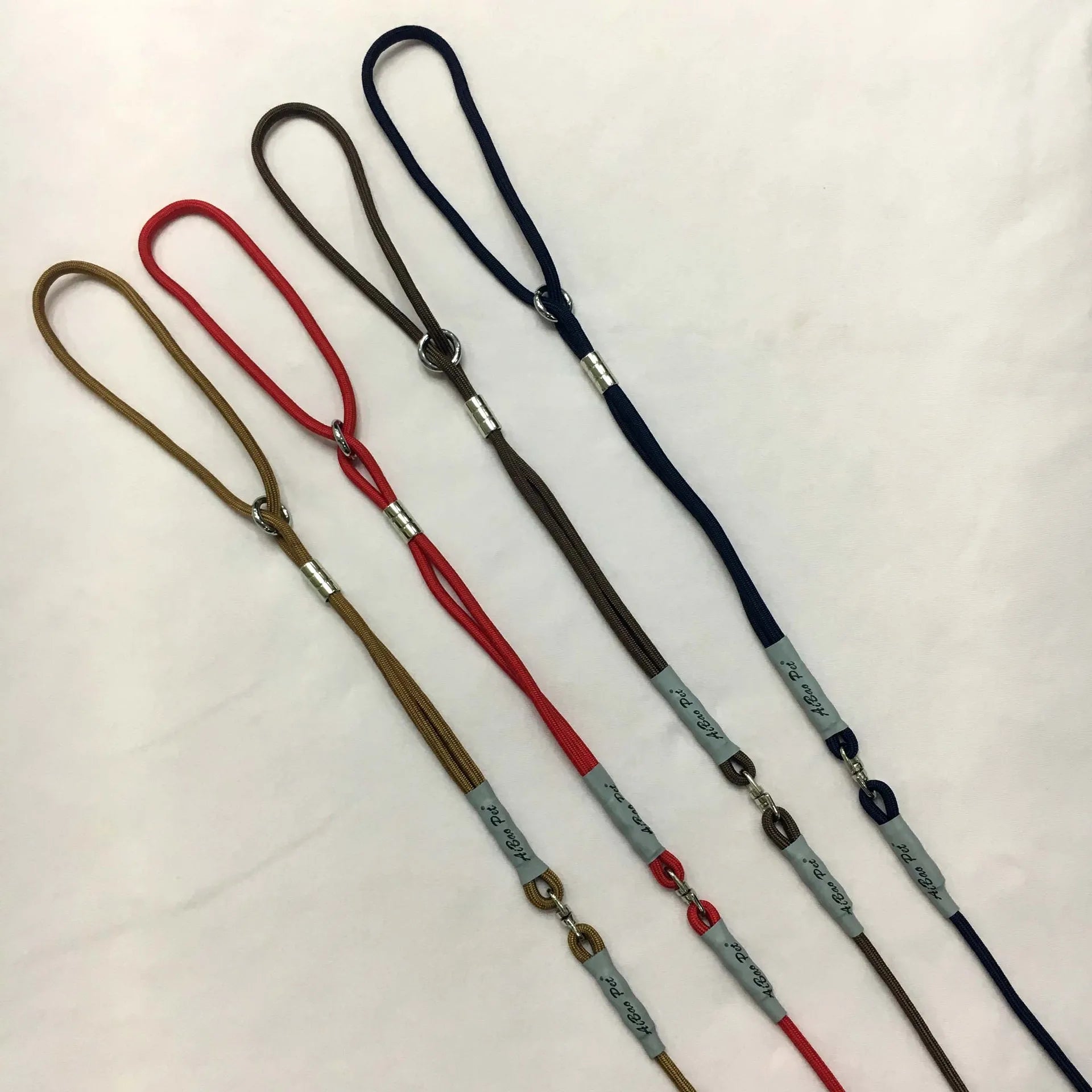 Adjustable Nylon Dog Leash with Padded Handle – Breakaway Pull-Resistant Lead for Dogs & Cats