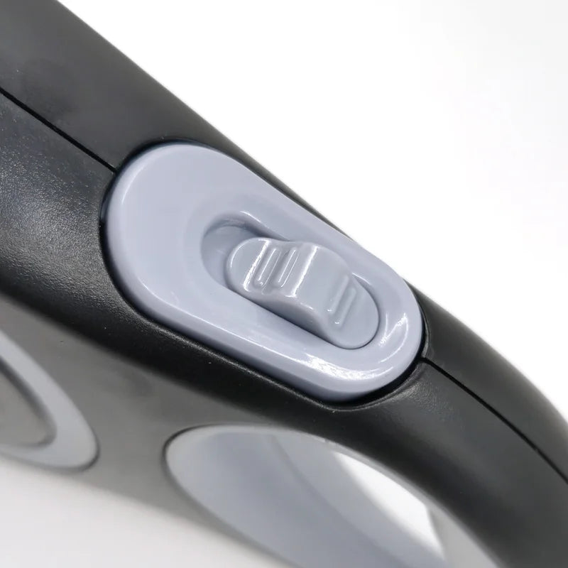 Retractable Pet Leash – 5M/8M Outdoor Lead for Dogs & Cats