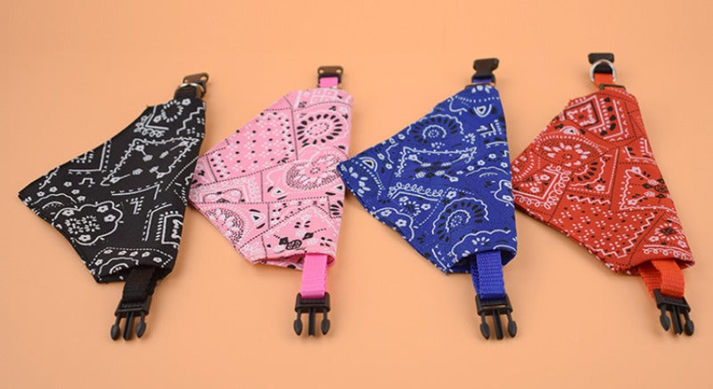 Adjustable Pet Triangle Scarf – Printed Dog & Cat Saliva Towel Neckerchief for Puppies & Kittens