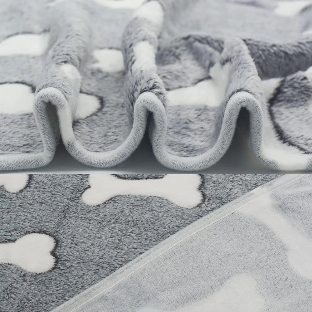Soft Fluffy Bone Print Pet Blanket – Warm & Comfortable Throw for Cats and Dogs